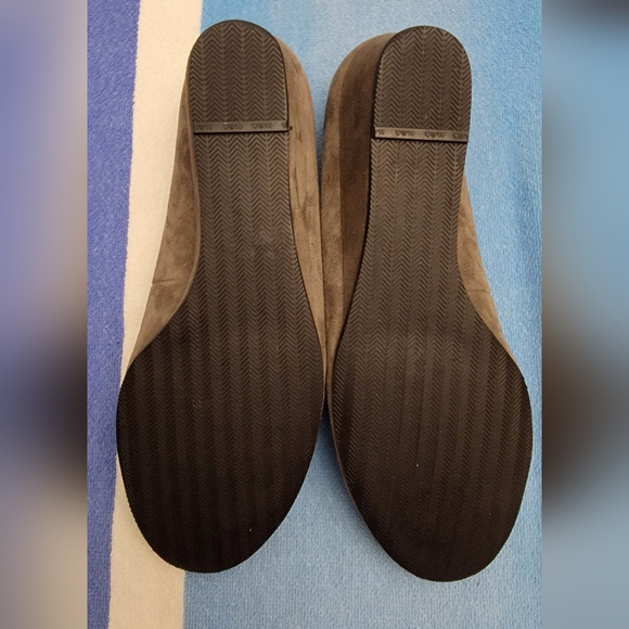 Gabor Dark Gray Suede Wedge Slip-On Shoes - Picture 4 of 7